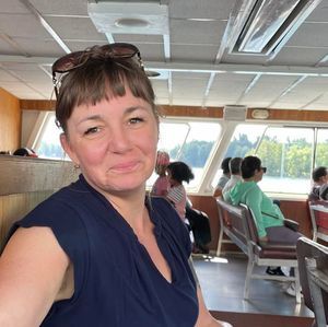Meet your Posher, Cristina